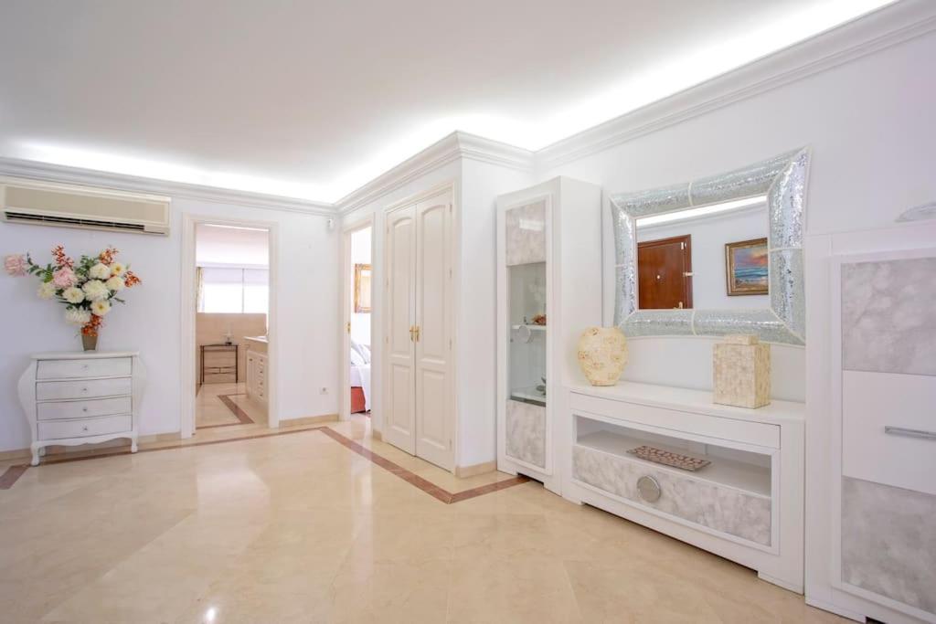 Estepona Luxury Seafront Penthouse With Parking Exterior foto